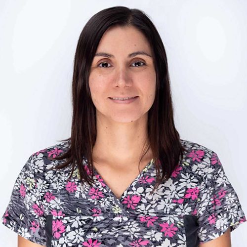 Paula Zamora - Cirugía General Clínica Veterinaria Nervet